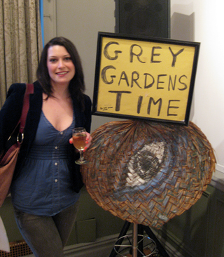 Illustration for article titled "Grey Gardens: Paintings By Lois Wright Of East Hampton"
